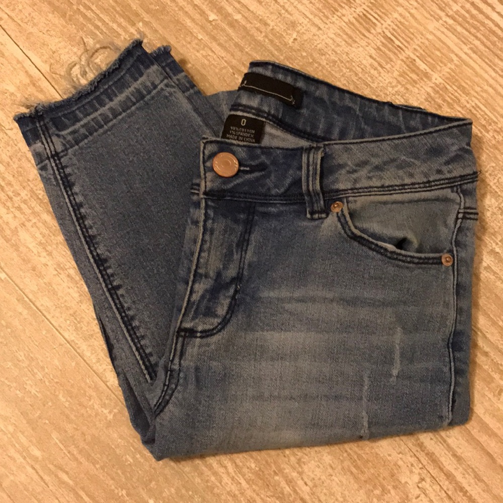 Distressed Light Wash Skinny Jeans